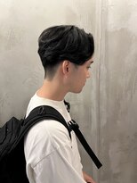 リリアーナ(LILIANA)&nbsp;ニュアンスパーマ　カルマパーマ　センターパート