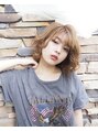 フイ(Hui.)&nbsp;ミルクティーベージュにクラシカルウェーブ