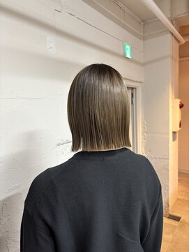 トクテ 吉祥寺(tokute) グレージュカラー/ボブウルフ/黒髪/ココアベージュ