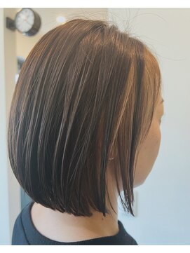 トモニ(tomoni) フェイスフレーミングボブ