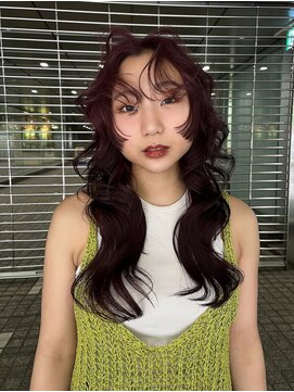 カルテ(QUARTE) ワインレッド×レイヤーカット