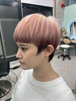 イロウ 山口どうもん店(IROW)&nbsp;フラミンゴピンク　ショート　ローライト　ブリーチ【山口】