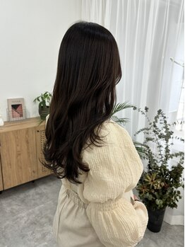 髪のダメージやお悩みに合わせて、あなただけのトリートメントをご提案◎髪の芯から輝く艶が叶う◇