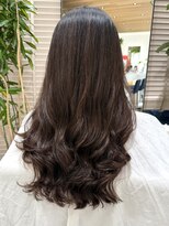 ステア ケース(stair case)&nbsp;コテ巻き風パーマ　ロングヘア　銀座ヘアサロン