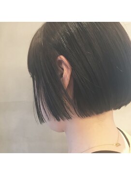 リリ(Riri) messy bob
