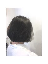 ロスコ(LOSCO)&nbsp;丸いシルエットの大人ボブ