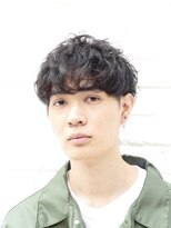 フィフス(fifth)&nbsp;フェザーマッシュ くせ毛風パーマ 黒髪 ソフトツーブロック