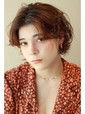 ショート ウルフヘア ウエーブ センターパート くせ毛を活かす