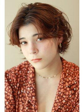 グラス(grass) ショート ウルフヘア ウエーブ センターパート くせ毛を活かす