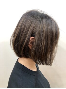 ティンク 横浜(Tink) ♯イメチェン/フォギーベージュ/耳かけボブ