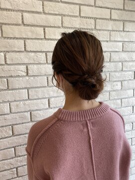 フルミー(fulme.) シニヨンアレンジ