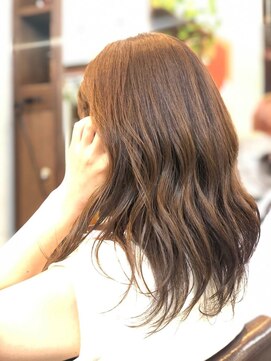 ロッソ(ROSSO) 20代30代40代ミルクティベージュオルチャンヘアハイトーン