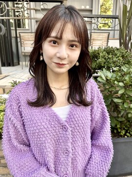 エレン 池袋(ElEn.) 【エレン池袋】小顔カット×大人気くびれ外ハネミディ　薄め前髪