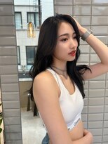 リリー(Lilley)&nbsp;【lilley 稲永麻衣】韓国ヘア×レイヤーカット