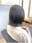 切りっぱなしミディアムレイヤーボブ