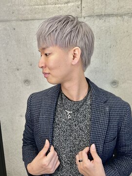 リノート バイ エゴル 名古屋(LINOET by ENGOL) 【LINOET 名古屋】White gray♪