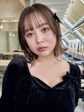 ロンドワン 三宮元町(Lond one) くびれボブのインナーカラー-菱形シルエット/イヤリングカラー