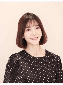 アンベリールフルー(EMBELLIR fleur) ボリュームのある重めボブ　３０代４０代５０代表参道青山