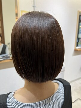 クオリヘアー(Quali hair) 20代30代40代オススメぱつっと艶髪ボブ