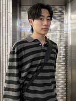 ゼストプール(ZEST POOL)&nbsp;ダウンパーマ　ニュアンスパーマ　センターパート　韓国ヘア