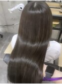 オリーブアッシュ×髪質改善uptogloss