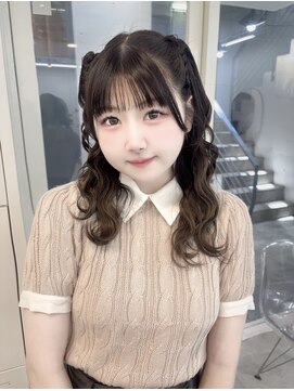 ドットハリス(.Hallis) ダークカラー ハーフツイン 髪質改善 ウェーブ 前髪