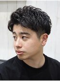 ツーブロックリバースショートアップバングアイロンパーマ