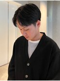 センターパート　爽やか　マッシュヘア　ストレート　眉カット