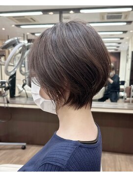 アッシュ 横浜西口店(Ash) 乾かすだけでひし形ショート！