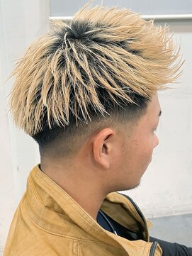 バース バイ ハピネス(BIRTH by happiness) 奈良ハイトーンフェードジェットモヒカン短髪ショート