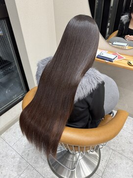 シカ 神戸三宮元町店(Cica) 髪質改善 ロング 美髪 神戸三宮 ストレート UPTOGLOSS