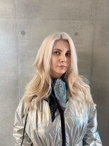 モニカ 原宿店(MONIQA) ホワイトブロンド