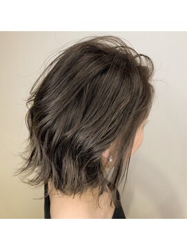 ファムバイアヴァンス(Femme by AVANCE.) ラフさが今っぽい、大人の抜け感ボブ