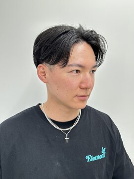エアー 横浜(AIR) 【寺本】前下りセンターパート黒髪ヘア
