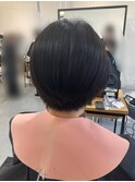 ショートボブ