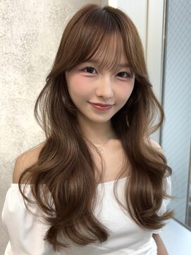 ユニ 原宿(uni) 韓国ヘアレイヤーカットブリーチなしミルクティーベージュ原宿