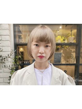 切るだけで垢抜ける◆特許技術の小顔補正立体カット≪ステップボーンカット≫で本当に似合う小顔ショートに