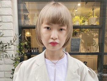 ステップボーンカットオオサカ(STEP BONE CUT OSAKA Via TICK-TOCK)の写真/切るだけで垢抜ける◆特許技術の小顔補正立体カット≪ステップボーンカット≫で本当に似合う小顔ショートに