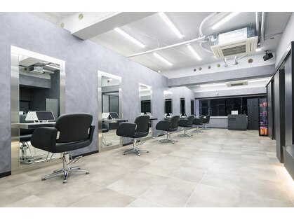 シンシア ドゥエ 新宿(CYNTHIA DUE)の写真