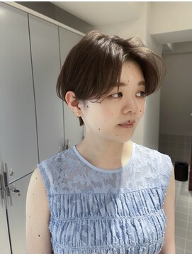 ガリカ 両国(Gallica) 骨格バランス調整デザイン　『ハンサムショート』