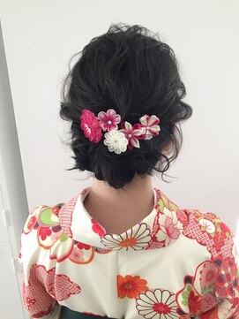 ミニヨン バイ ハピネス 高の原店(mignon by Happiness) 成人式セット卒業式セット黒髪着物ヘアセット奈良高の原清水