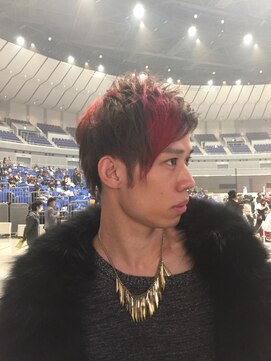 アーク シエル(Ark Ciel) メンズカジュアルストリート系ポイントカラー黒髪スカーレット