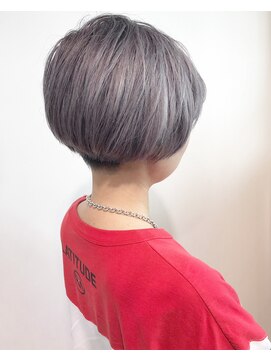 ナット(Nat) 刈り上げマッシュ