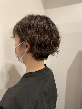 ムーン ティコブラーエ(moon tico brae) 10月(モテ髪カタログ/ペールベージュ/外ハネボブ)