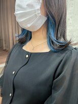 サクラ オモテサンドウ(SAKURA)&nbsp;インナーカラーブルー◎表参道/ケアブリーチ