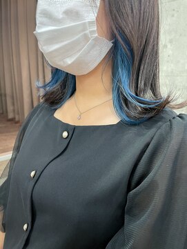 サクラ オモテサンドウ(SAKURA) インナーカラーブルー◎表参道/ケアブリーチ