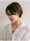 耳にかけてオトナの雰囲気ショート　2