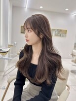 マウル 栄(MAEUL) レイヤーカットロング 韓国ヘア