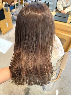 ラヴェストバイフレイスウェル(LOVEST by frace well) ブリーチなし　透明感ベージュ/レイヤーカット