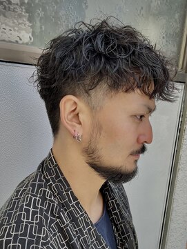 カー(KAH) メンズカット　メンズパーマ　大人　ショート　ツーブロック